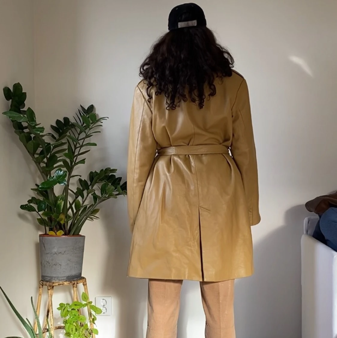 Beige läderjacka s.46 - 90