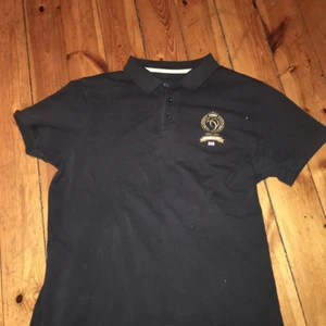 Henri lloyd piké navy blue - Kom o köp