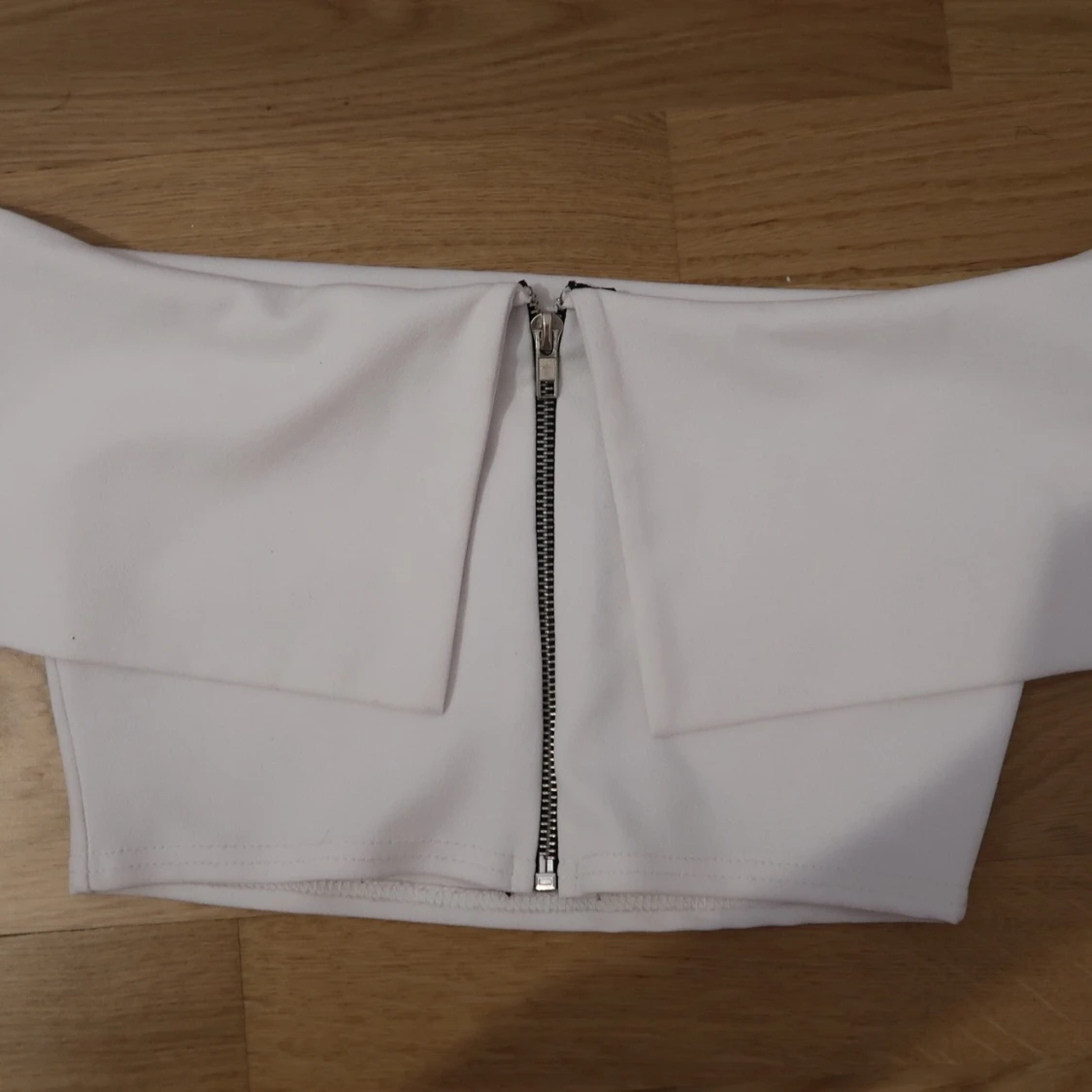 Vit offshoulder blus. Crop top.  - 91