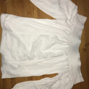 Off shoulder tröja - Fin tröja till sommaren