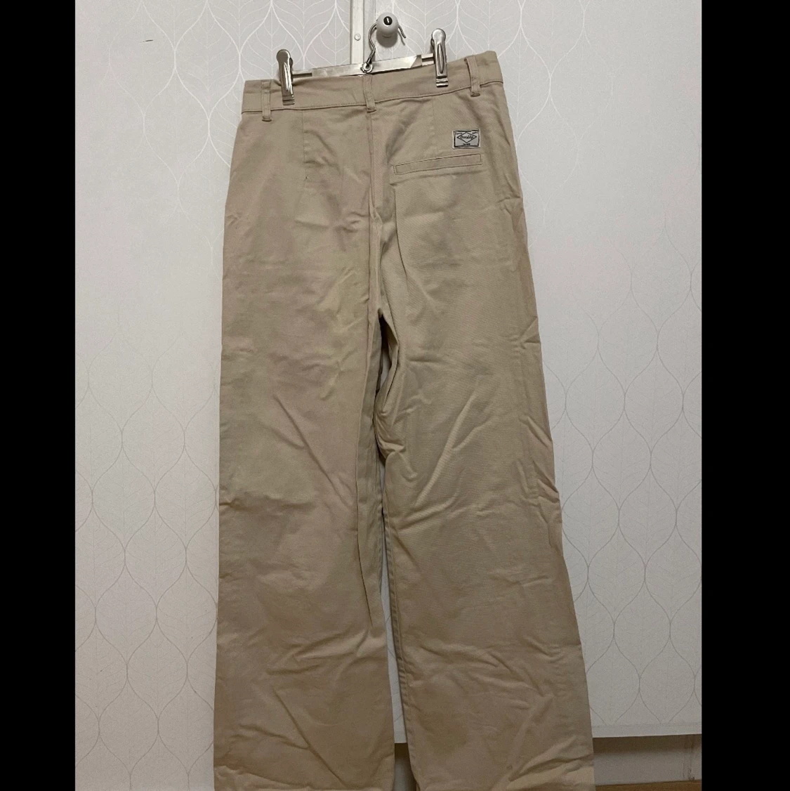 Beiga byxor från Berksha. - 90