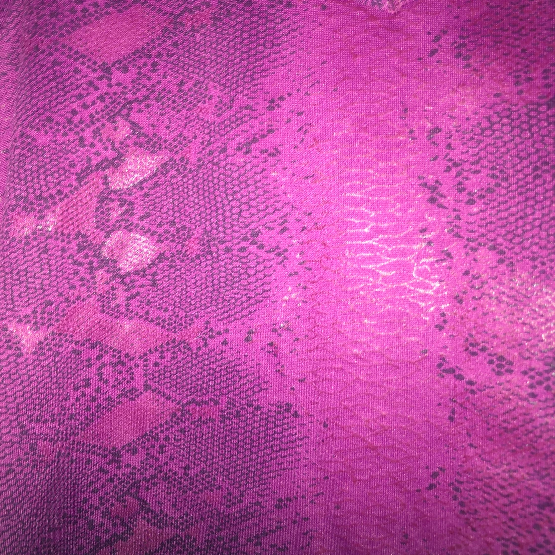 Ormmöstrad top - 90