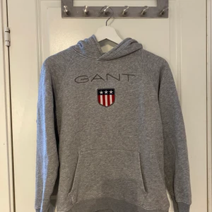 Gant hoddie  - Använda fåtal gånger. 