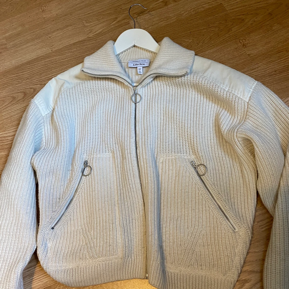 Vit kofta från other stories 