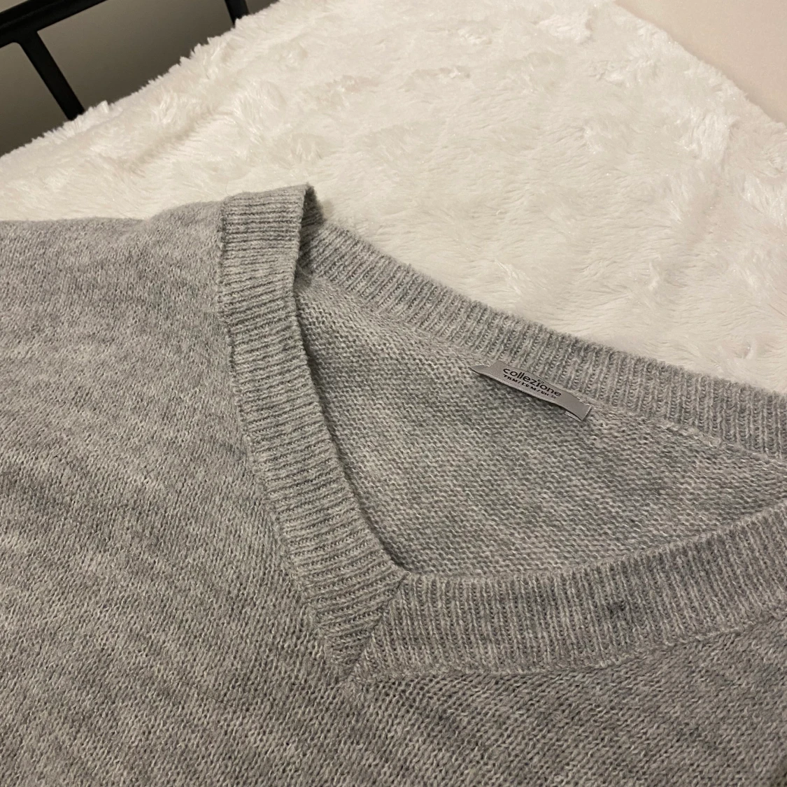 Gråstickad tröja  - 90