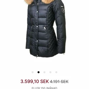 Rock and blue dunjacka strl S passar M - Använd ett par gånger (felfri) 