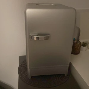 Minikyl  - Säljer denna minikylen för den kommer inte till användning man måste hämta den på plats, man kan även byta något mot den 