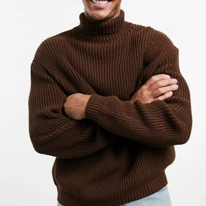 Stickad turtleneck - Oversized stickad turtleneck från asos. Knappt använd.