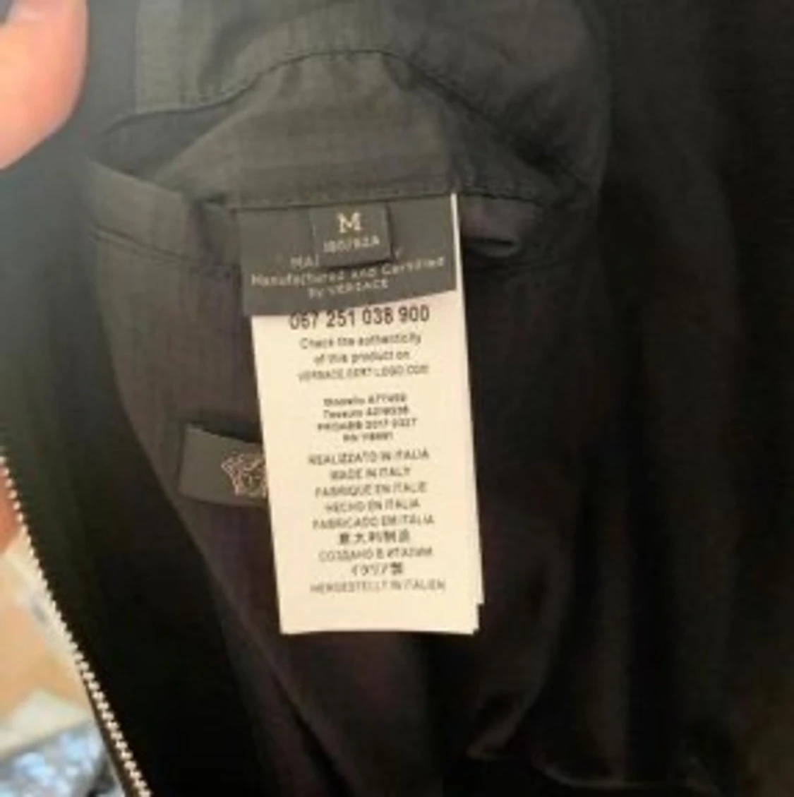 Vercace tröja. Storlek M - 90