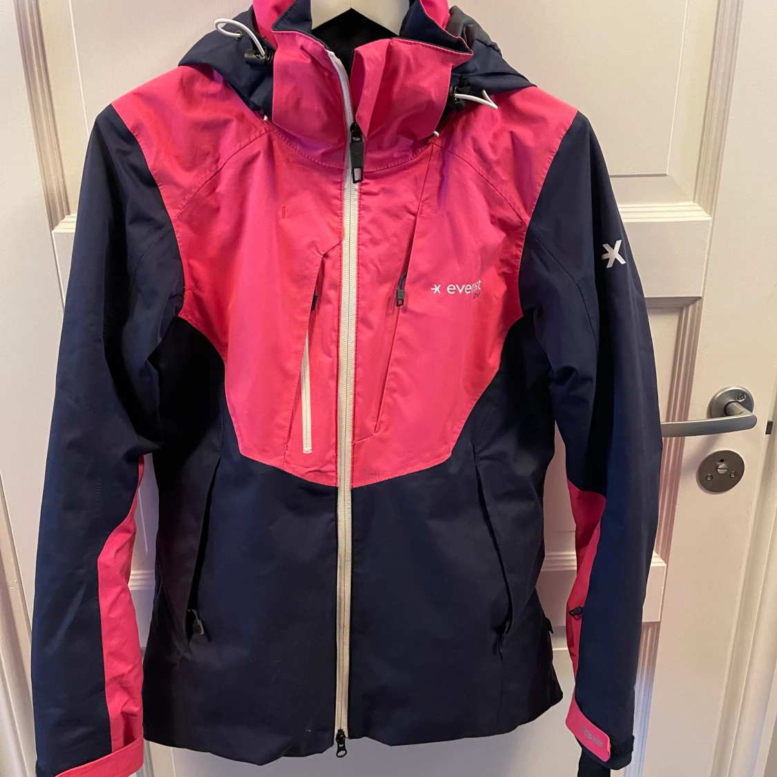 Skidjacka Everest - 91