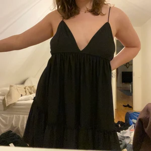 Svart klänning - Svart klänning från zara 