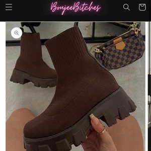 Vanessa Shoes - Multiple colors and sizes. 