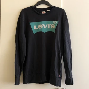 Vintage Levis tröja sweatshirt  - Fin äldre tröja från Levis 
