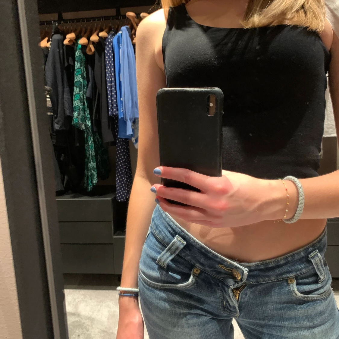 Svart croppad topp  - 90