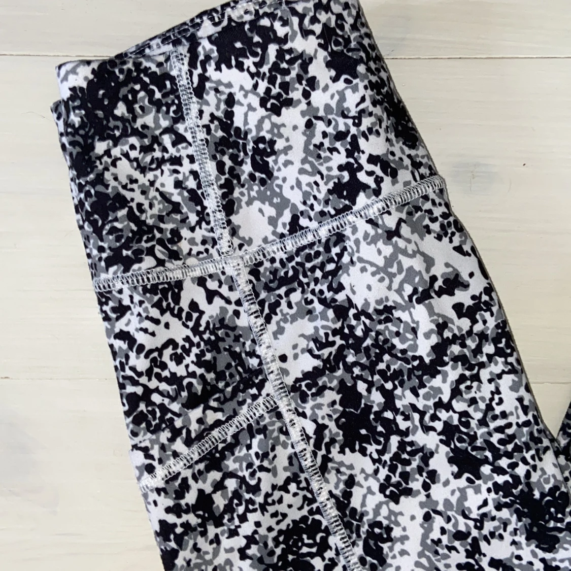 SOC träningsbyxor strl S - 90