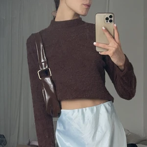 Brun tröja  - Jätte gosig brun tröja! Köparen står för frakt 