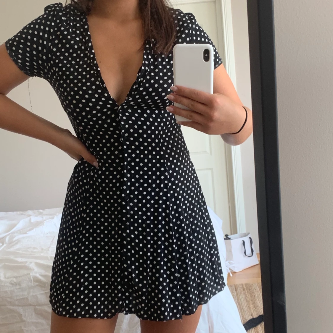 Prickig klänning - 90