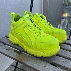 Neon Buffalo Shoes - Sparsamt använda 