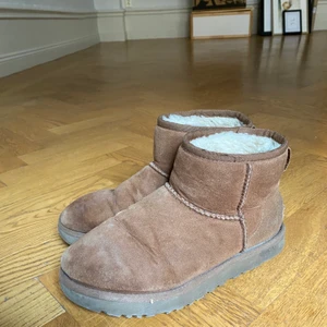 Uggs - Använda men i bra skick 