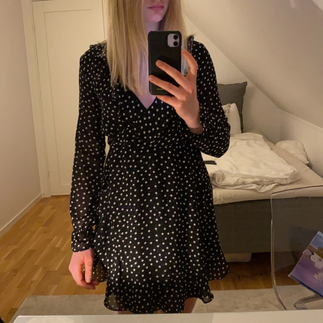 Prickig klänning  - 90