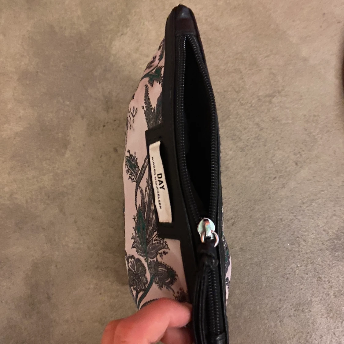 DAY necessär, oanvänd - 91