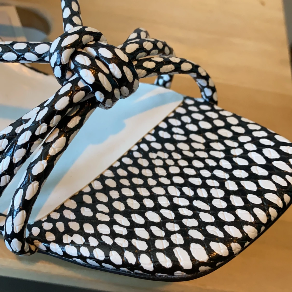 Polka-klackar   - 91