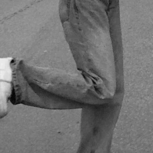 Blå monki jeans Yoko  - Jeans från monki som jag inte använder längre,bra skick. Dom har blivit lite mörkare i tvätten o sjölv tycker jag om det men dom e som på bilden i färgen😋🥰