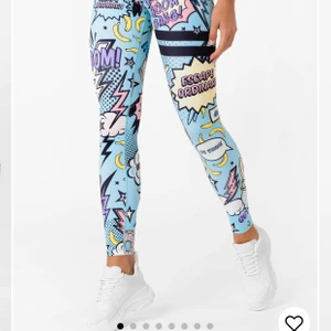 Stronger Tights - Stronger tights säljer pga att jag inte använder. Köpta för 799kr och passar både M och XS. 