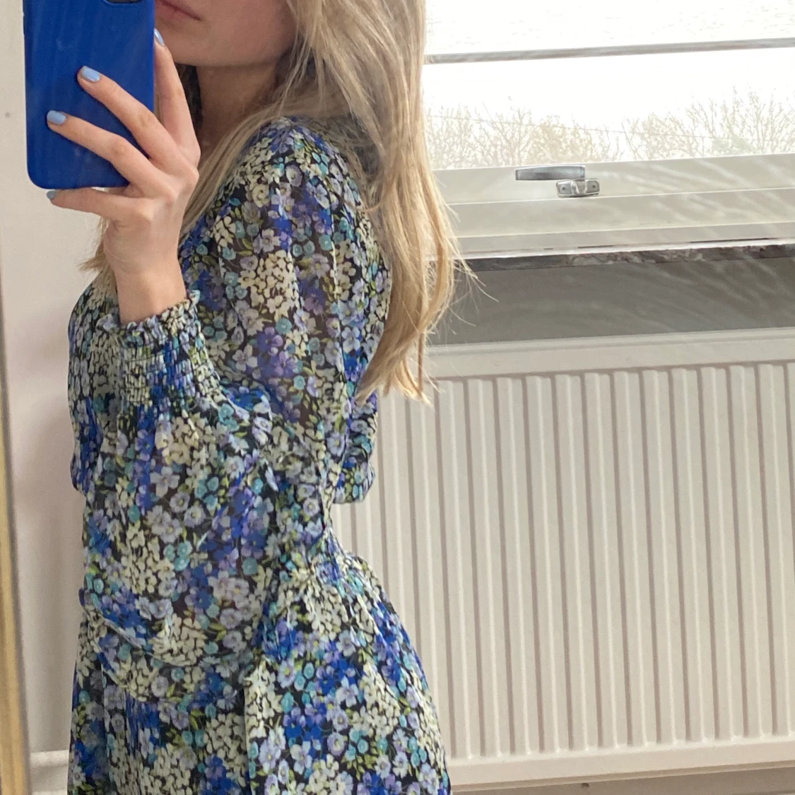 Blommig klänning - 90