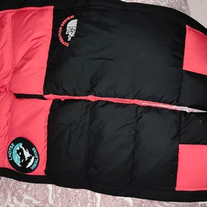 THE North face  - THE North face lhotse expedition pant i st s .helt ny aldrig använd .kostar ca 2500 ny 