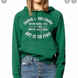 Zadig hoodie  - Super fin grön hoodie från zadig&voltaire. Köpt i Dubai för 2 år sedan💕Några pärlor/stenar har åkt av men verkligen inget man tänker på!
