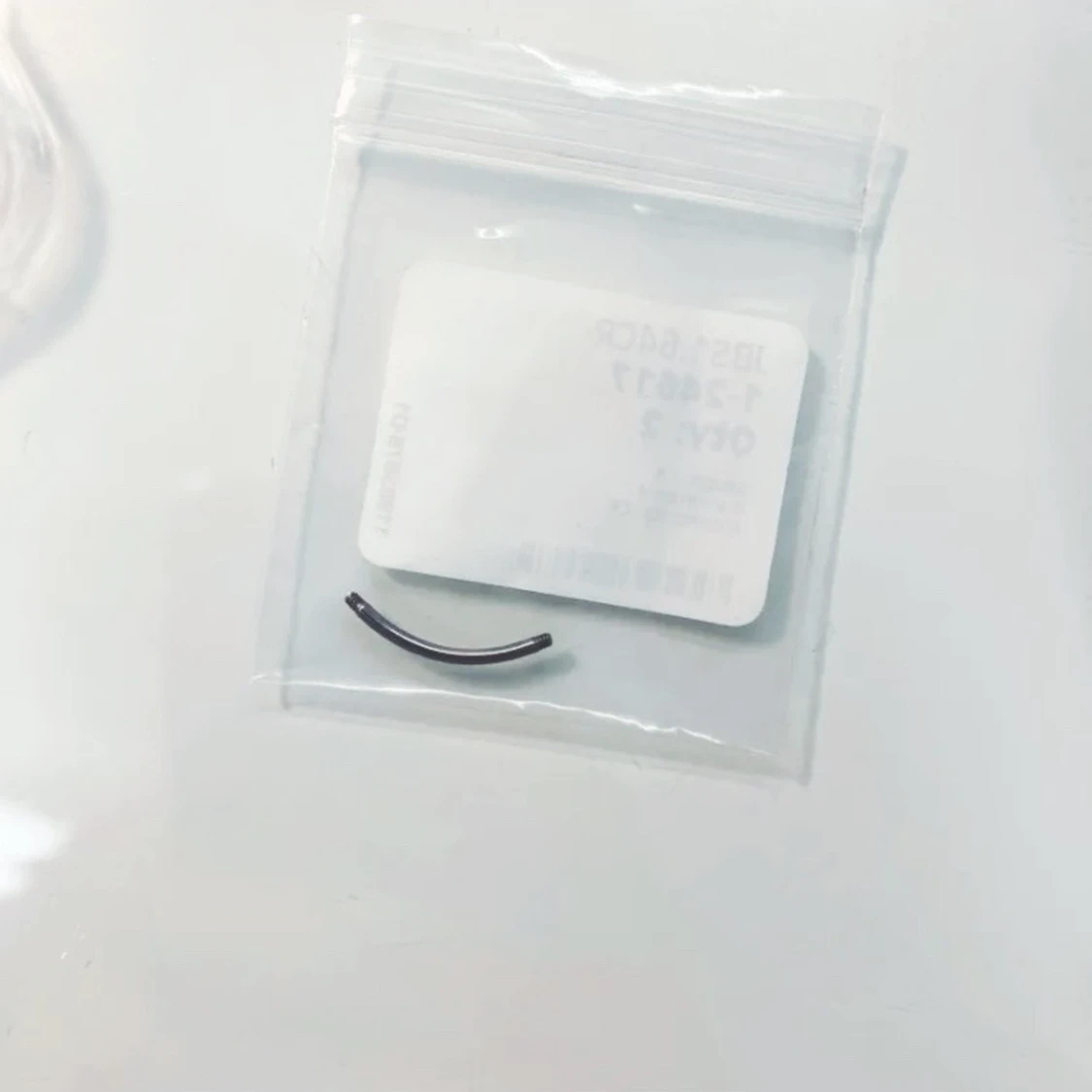 Silvrig Banan utan kulor