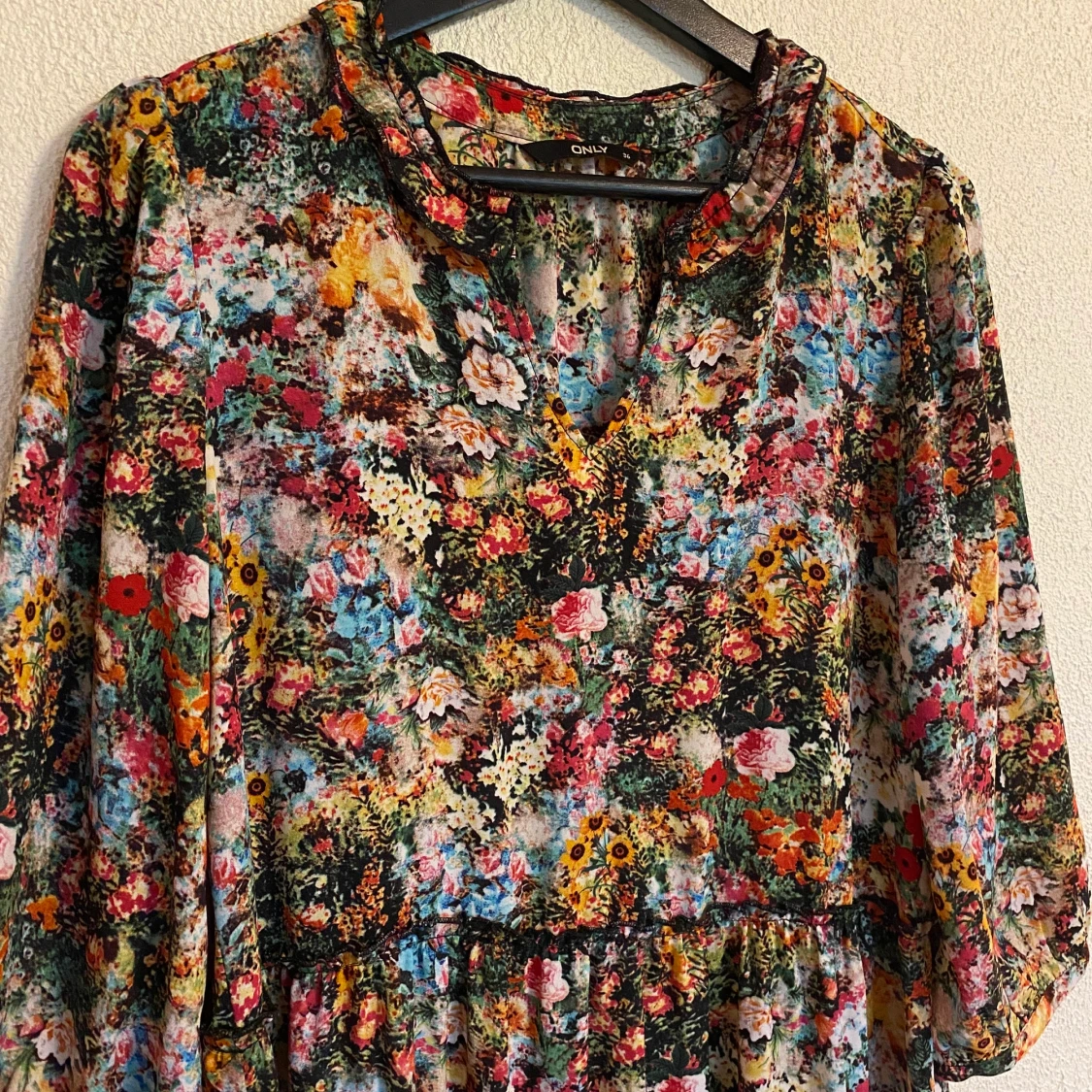 Blommig klänning  - 90