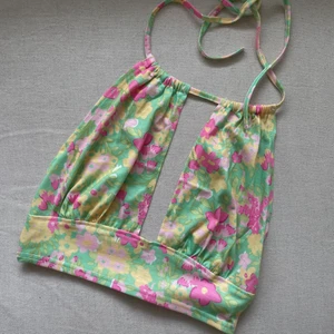 Gullig topp - Så gullig topp i stl xs, som aldrig kommit till användning. 