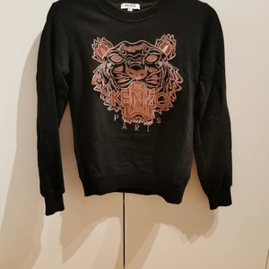 Kenzo - Säljs pga liten storlek använd 3 gng