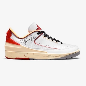 Jordan 2 off white - Storlek 42,5/ Us9. Kom gärna med bud eller byten