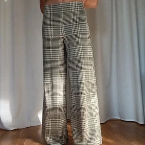 Vida kostymbyxor - Korta i benen