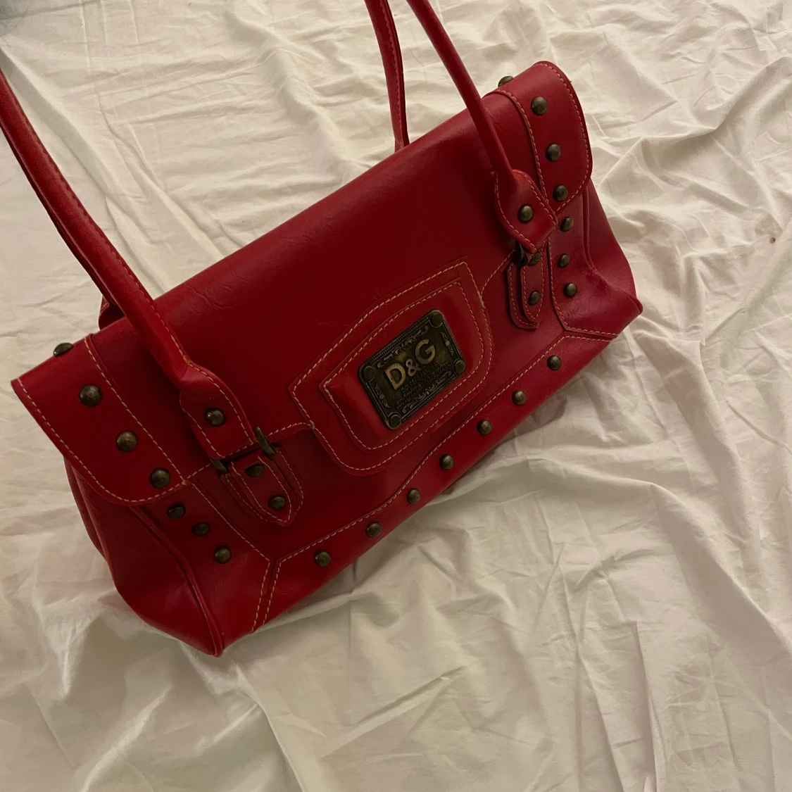 Röd väska från d&g