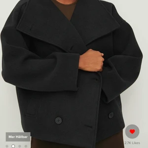 Nakd jacka - Helt ny, har inte öppnat förpackningen ens. Buda från 900kr