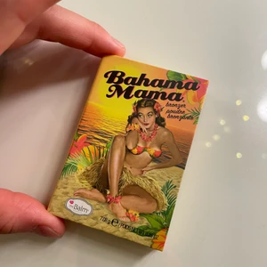 The balm bronzer - Använd en gång Bronzer från the balm, tyvärr passar den inte mig i färgen så bra. 70 + frakt
