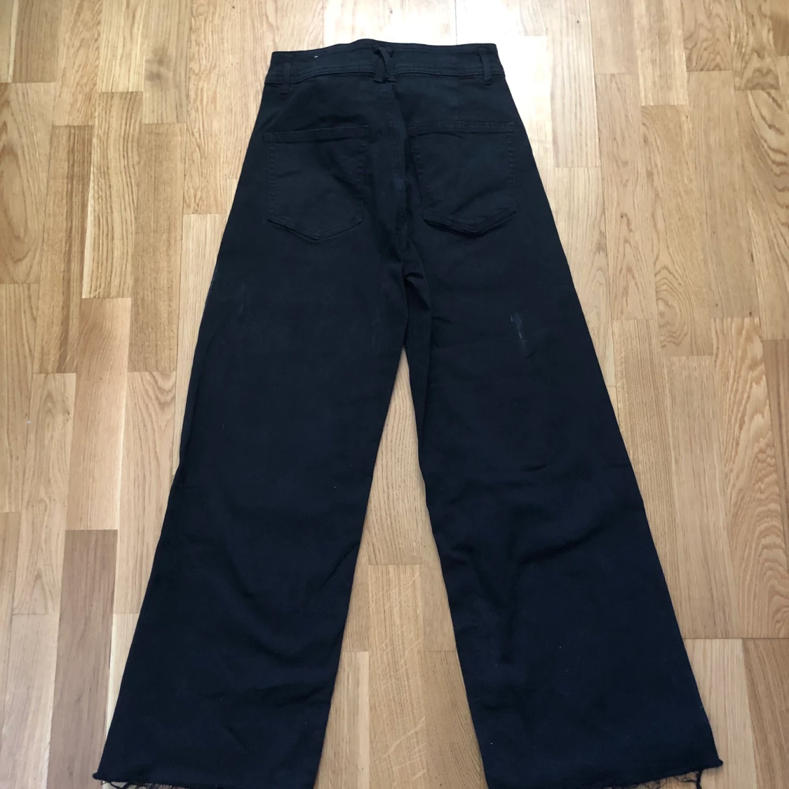 Svarta Flare jeans  - 90