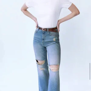 Jeans med slitningar - Sjukt snygga jeans ifrån zara dessvärre padde de inte mig 🥺