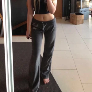 Juicy Coture byxor - Passar mig som är 165 🥰 buda!!