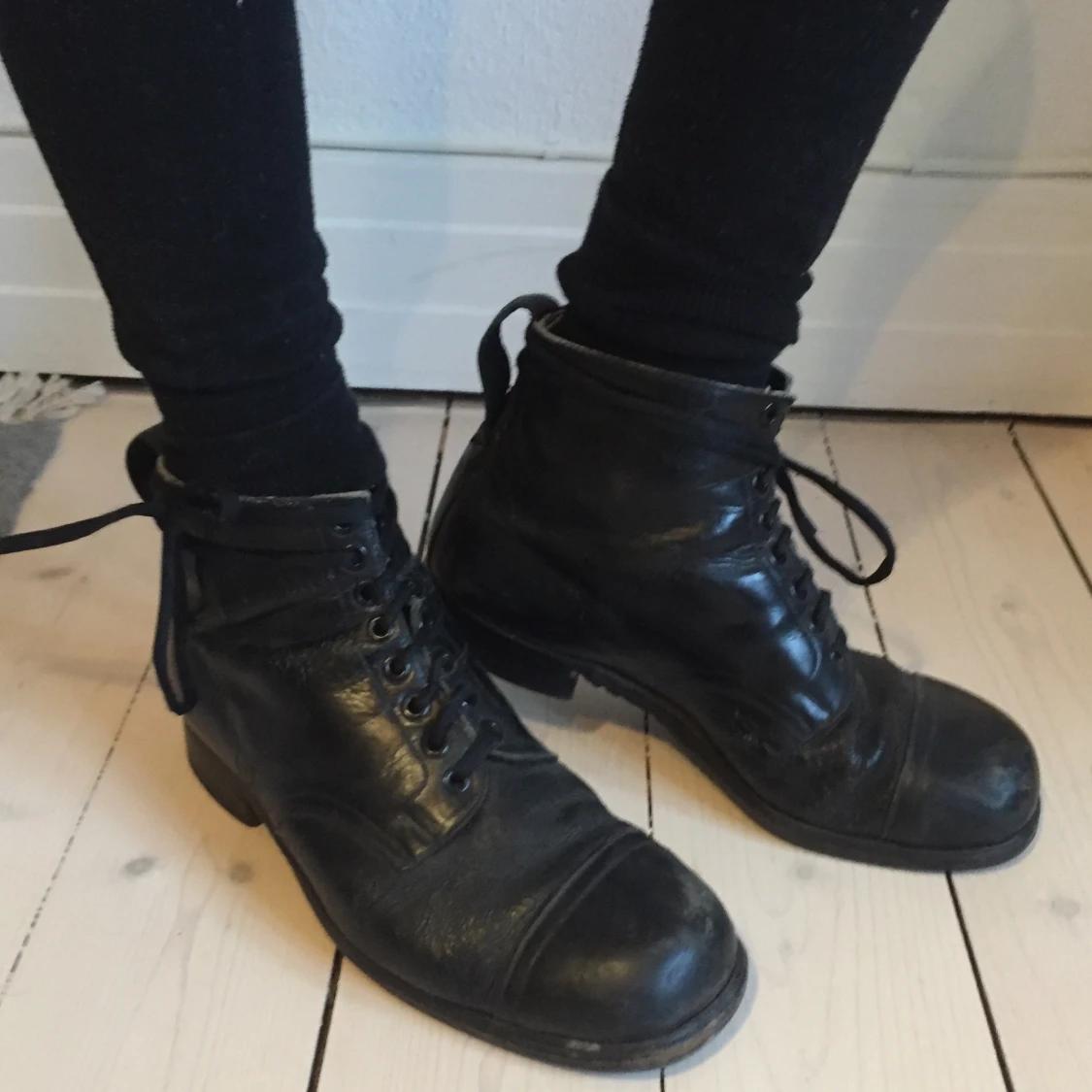 Svarta vintage läderskor - 91