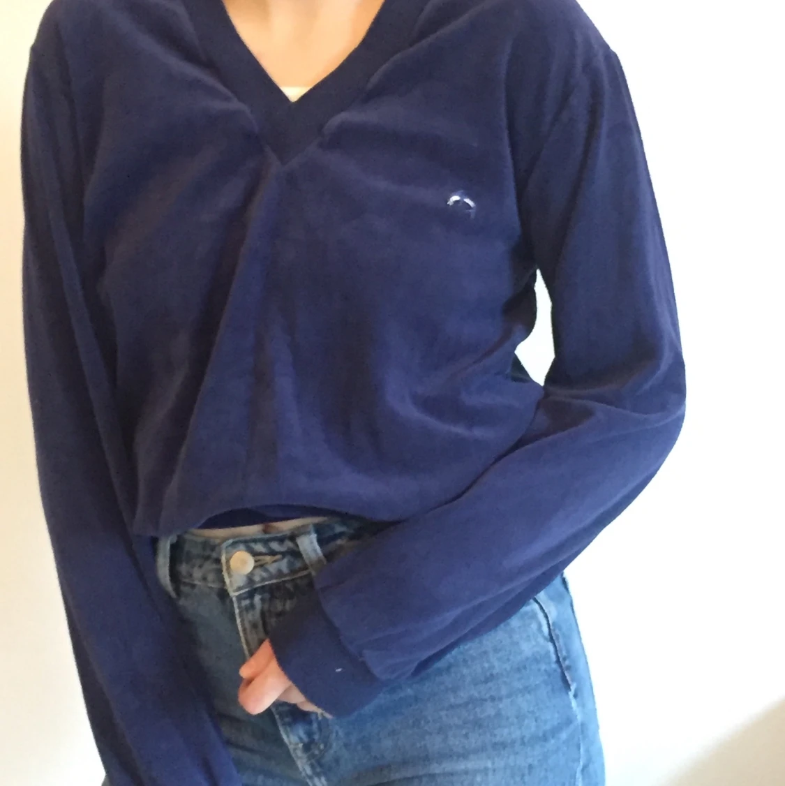 Blå tröja med delfin! 