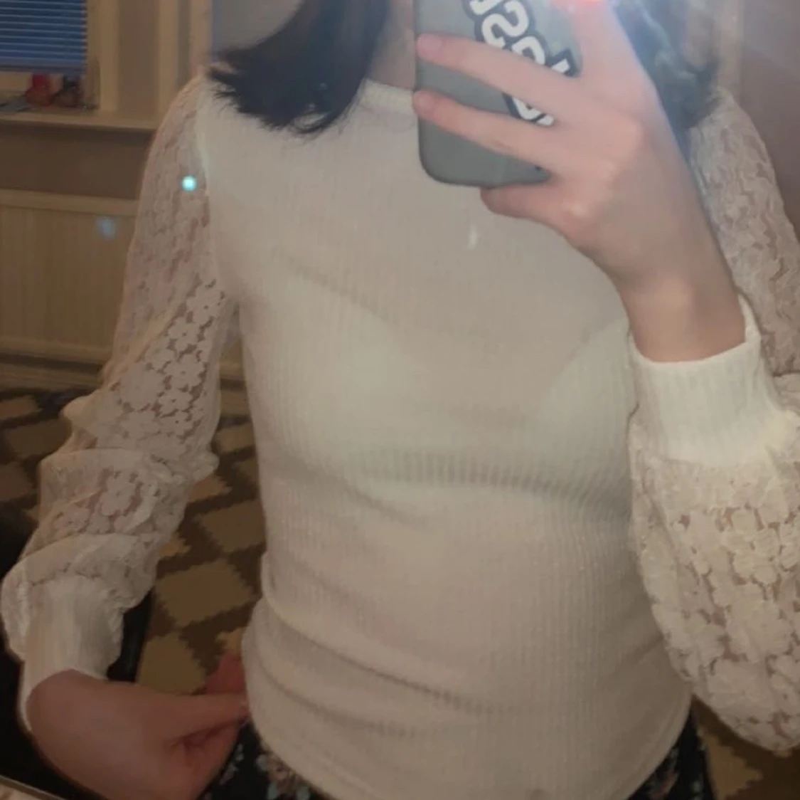 En jätte fin tröja med spets ärmar från SHEIN i storleken xs  - 91