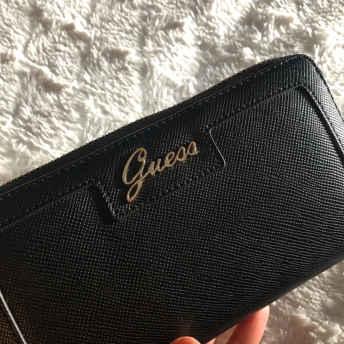 Guess plånbok  - 90