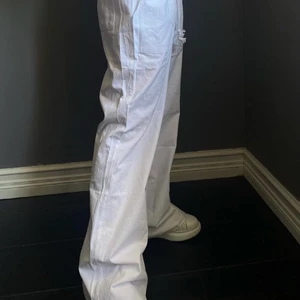 Linnebyxor - Säljer dessa superfina helt slut sålda linnebyxor ifrån Byanastasia då de tyvärr var för stora..