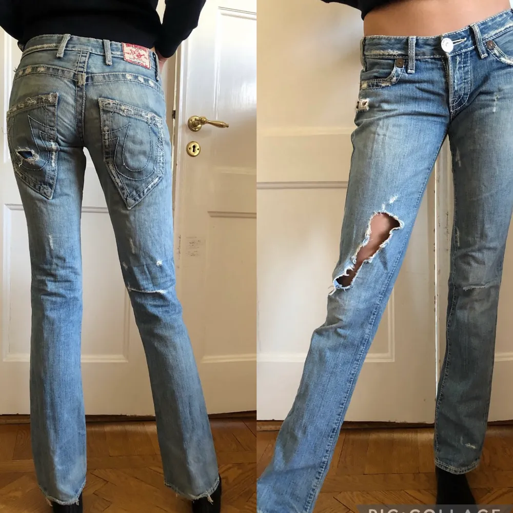 Lowrise jeans ifrån True Religion. Köptes second hand, storlek 25 men skulle säga att dom passar en 26 också. Ena bälsteshållaren har släppt men går lätt att sy fast igen (se bild 3). Säljer för 300kr, först till kvarn gäller! . Jeans & Byxor.