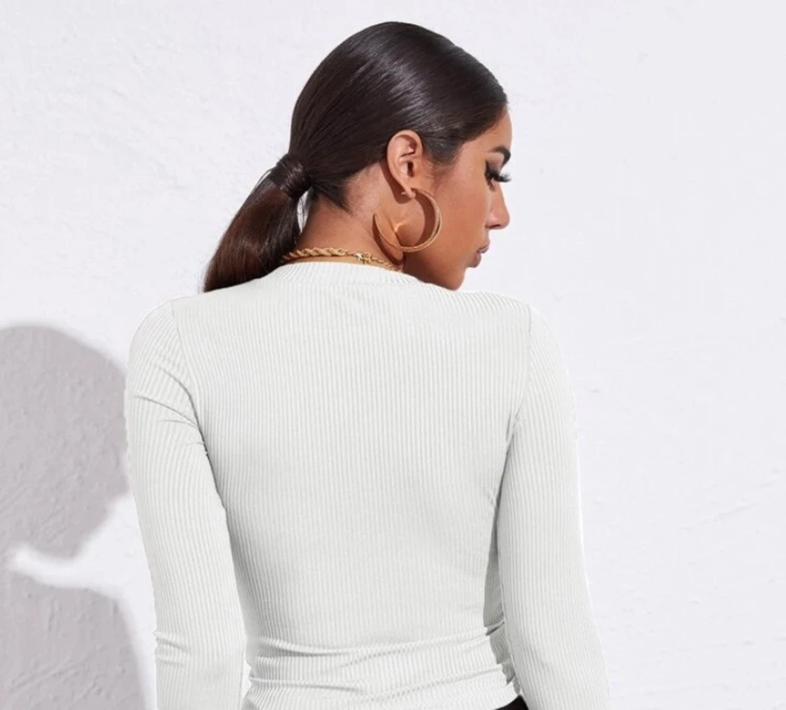 Vit topp. Storlek: S - 91